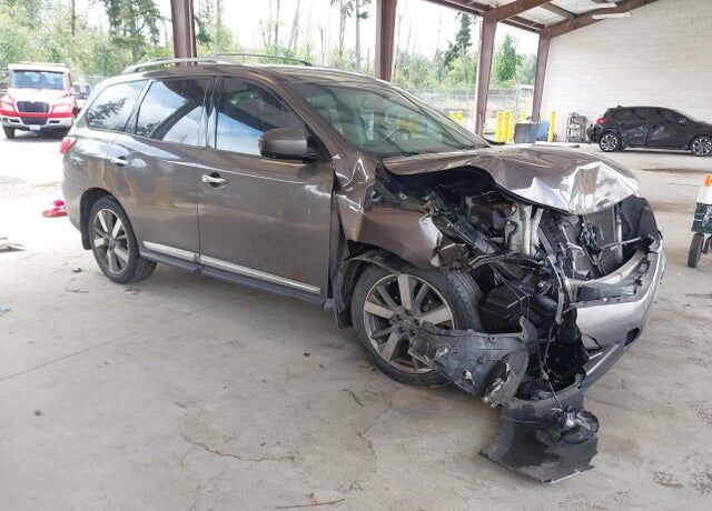 2015 NISSAN Pathfinder