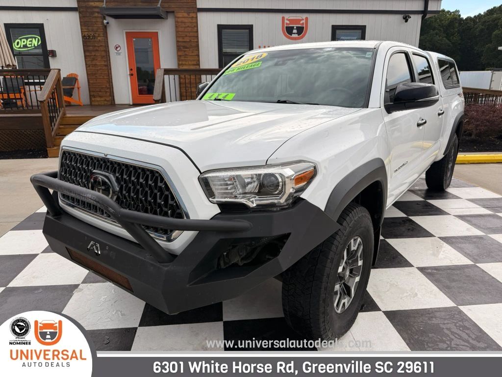 2018 TOYOTA Tacoma