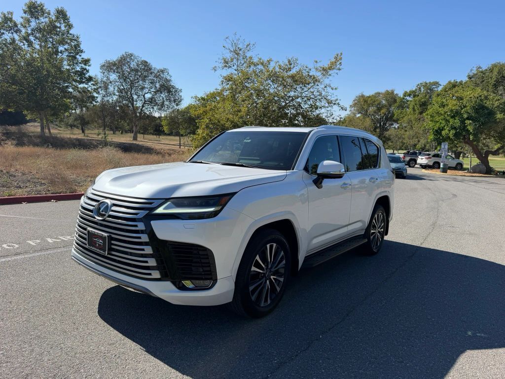 2024 LEXUS LX