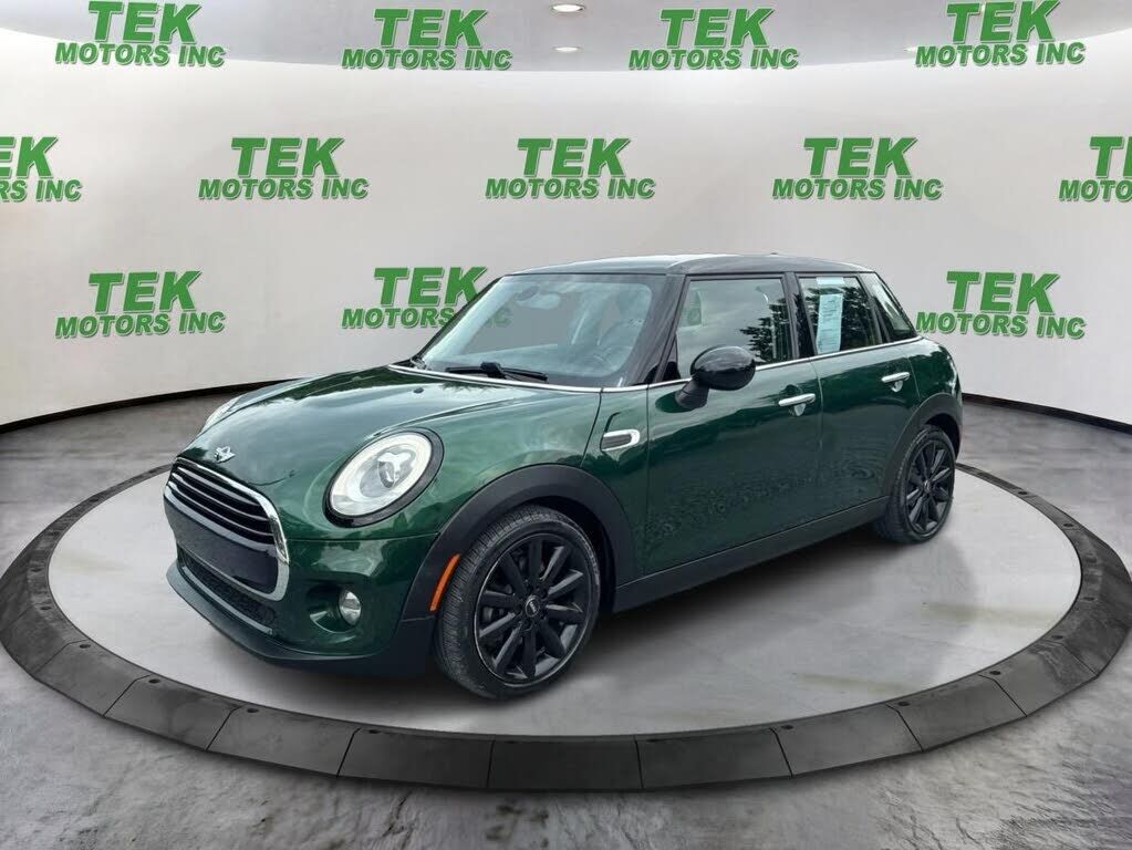2017 MINI Cooper