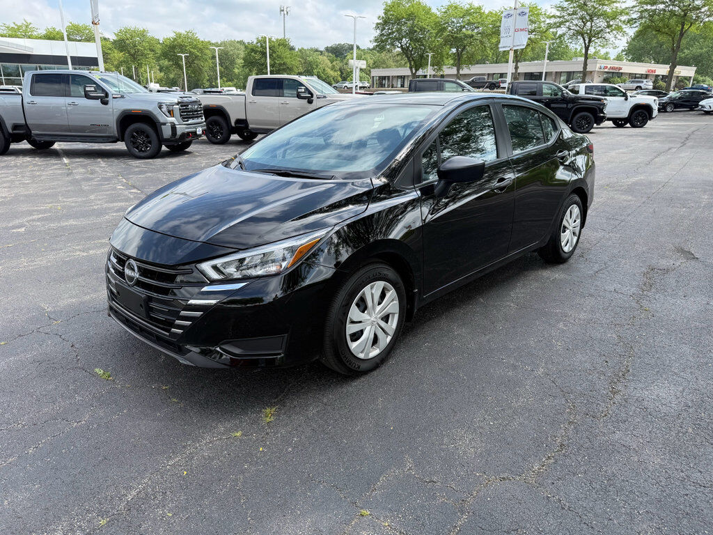 2025 NISSAN Versa