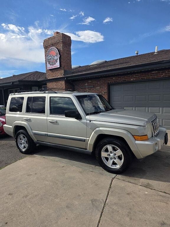 2008 JEEP Commander