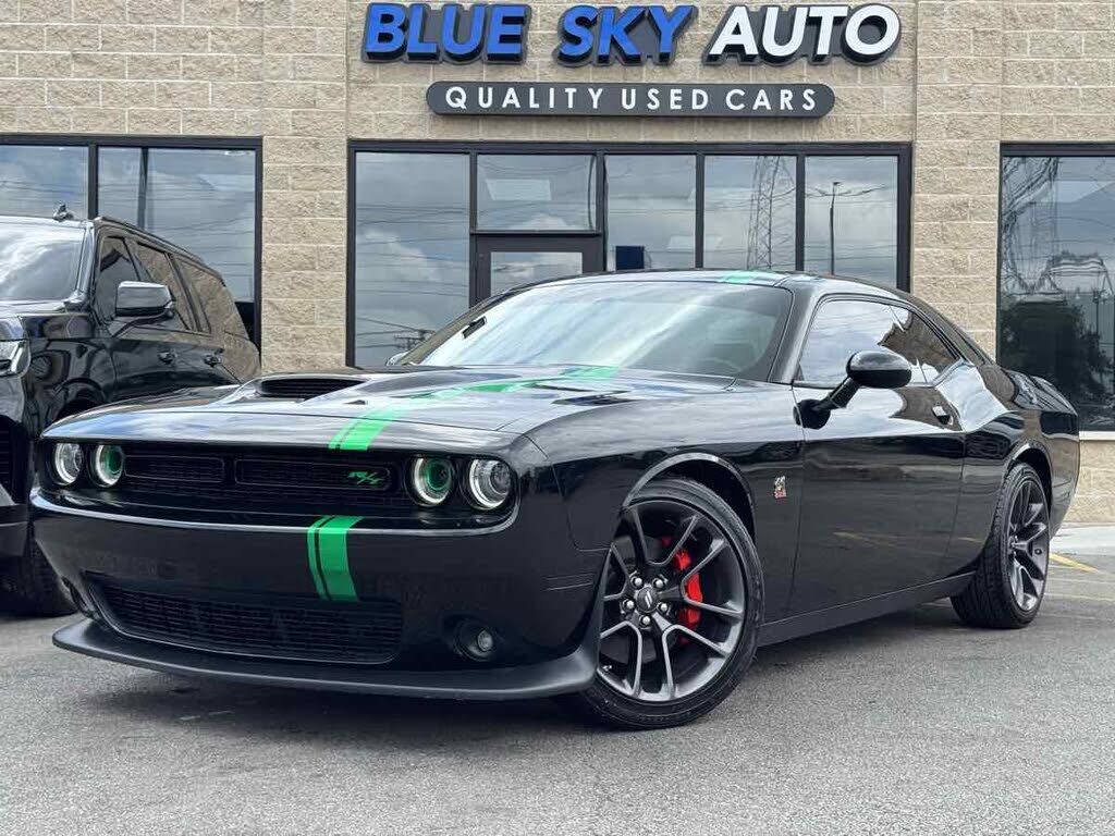 2021 DODGE Challenger