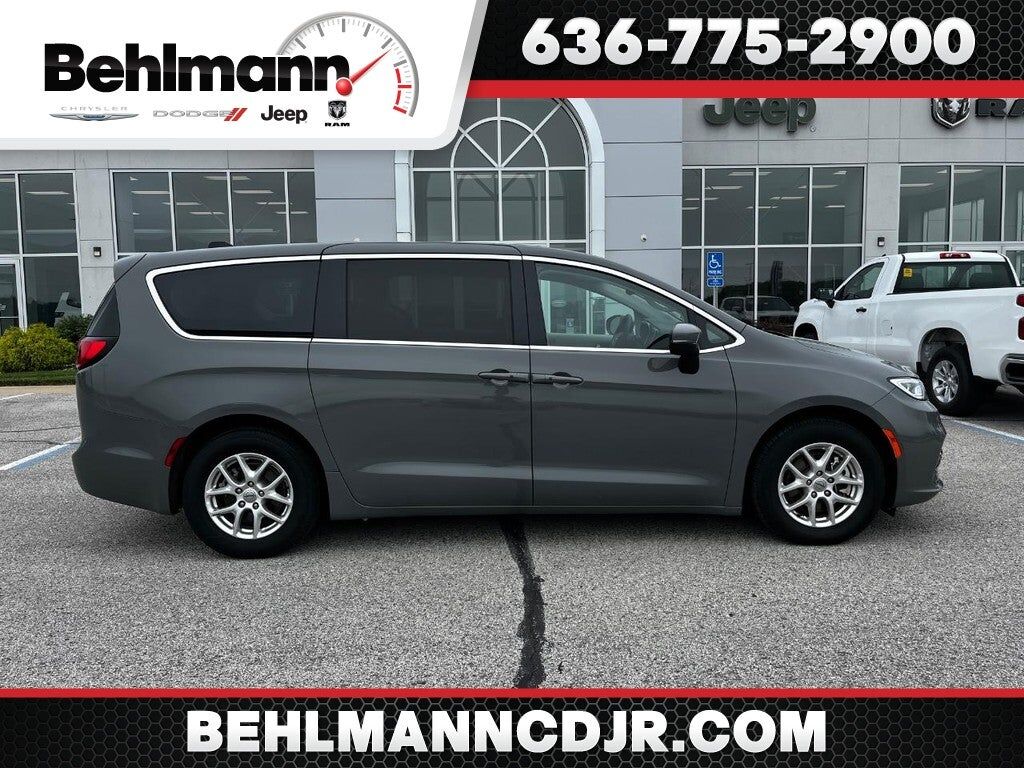 2023 CHRYSLER Pacifica