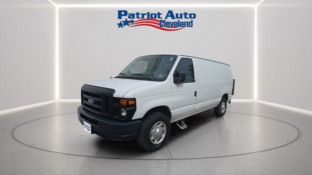 2012 FORD E-250