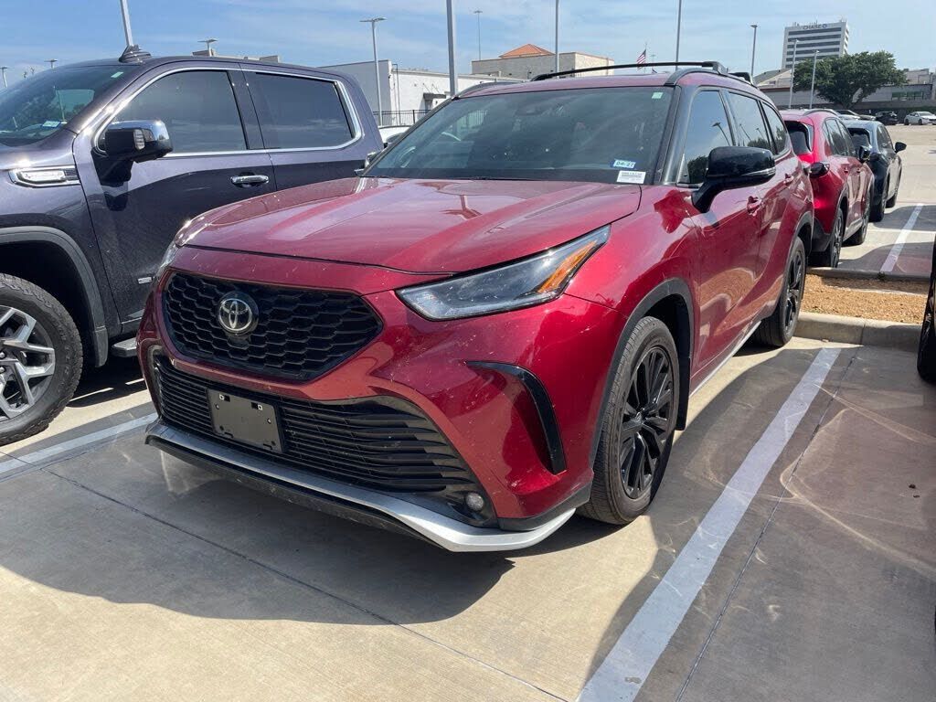 2024 TOYOTA Highlander