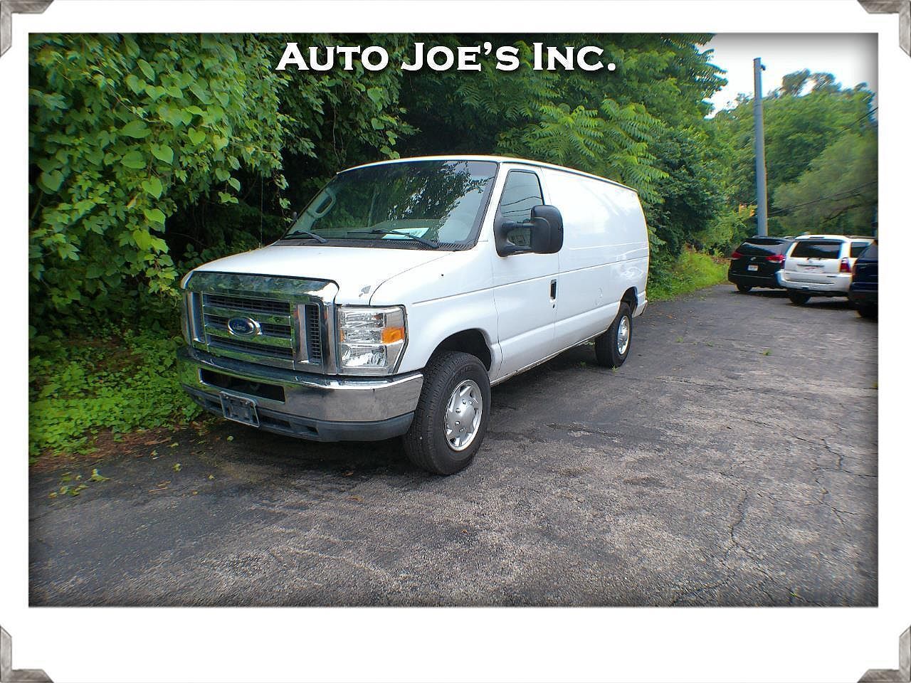 2013 FORD E-350