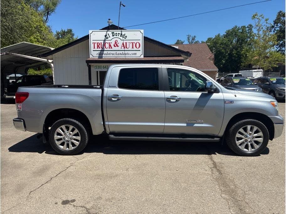 2012 TOYOTA Tundra