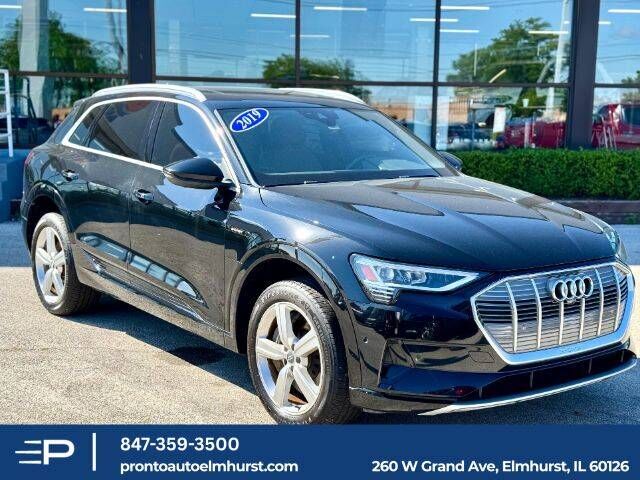 2019 AUDI e-tron