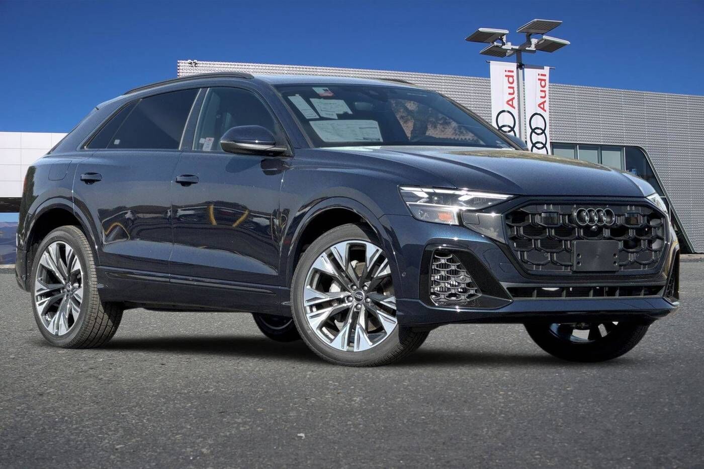 2025 Audi Q8