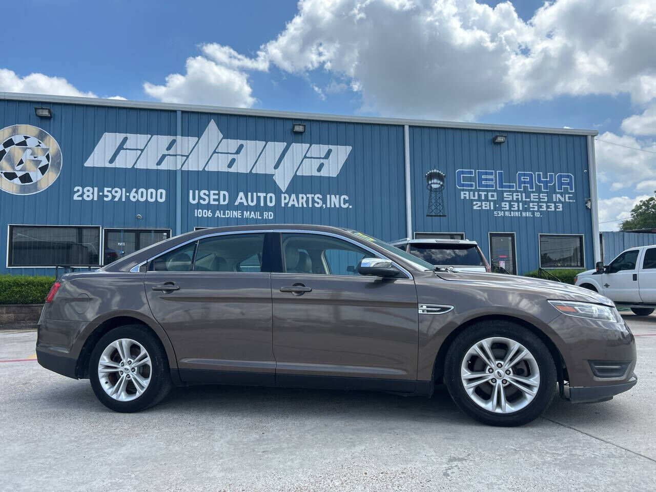 2015 FORD Taurus