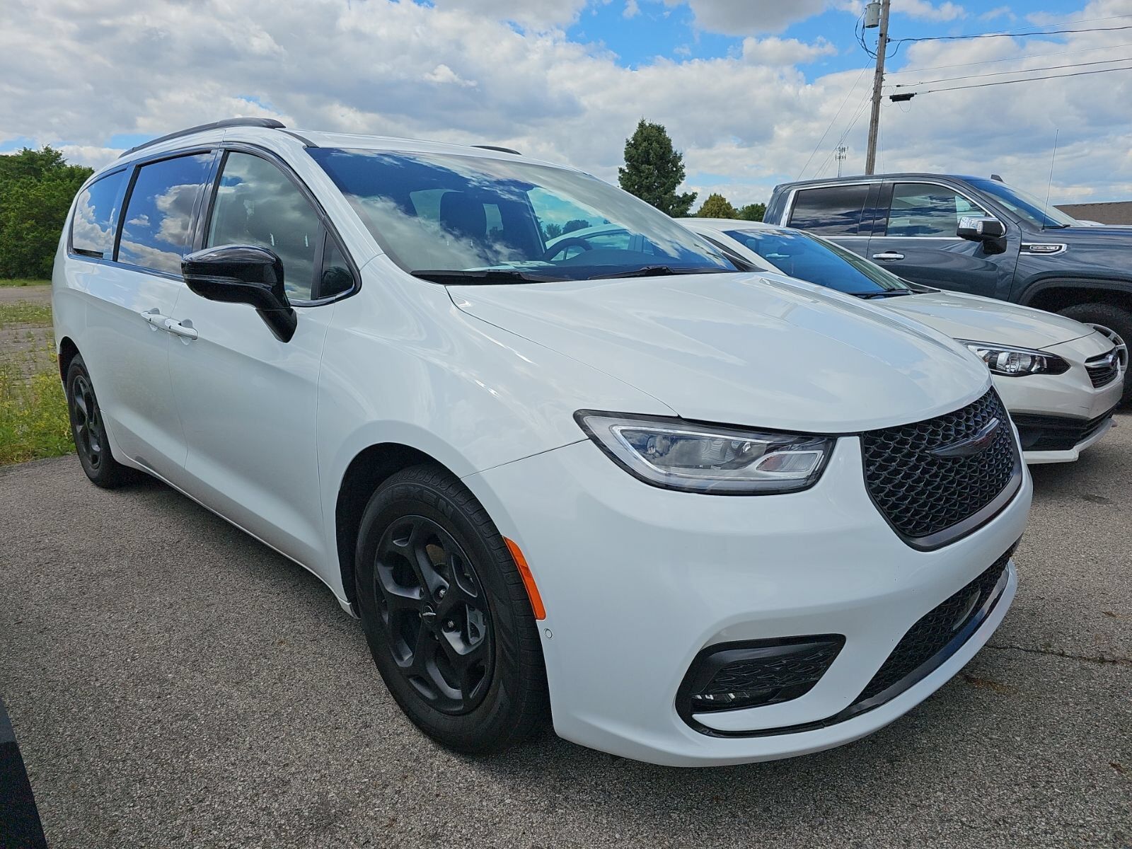 2024 CHRYSLER Pacifica
