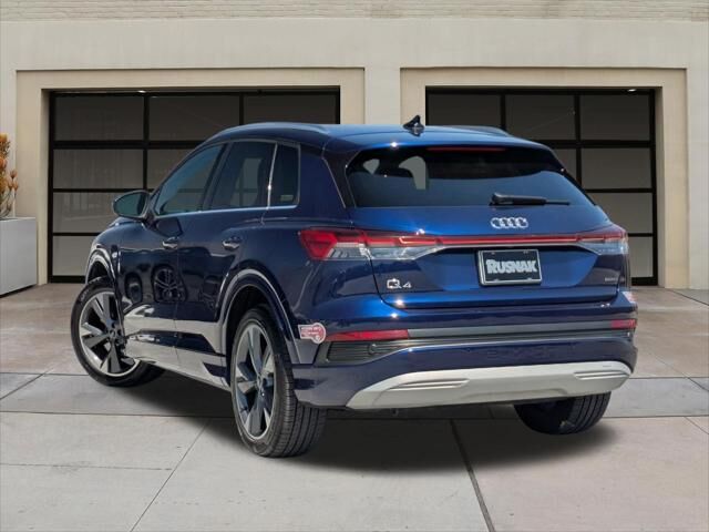 2022 Audi Q4