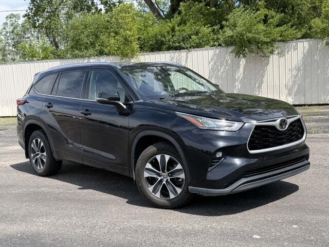 2021 TOYOTA Highlander