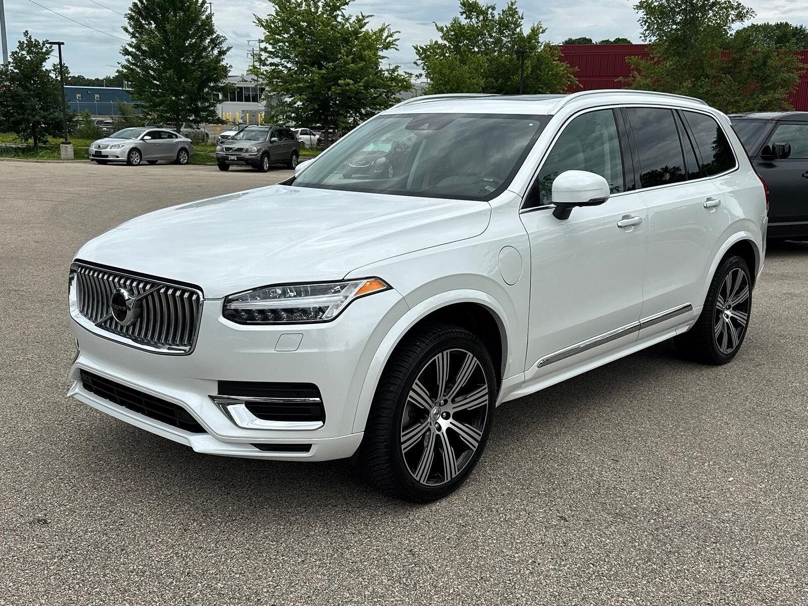 2020 VOLVO XC90