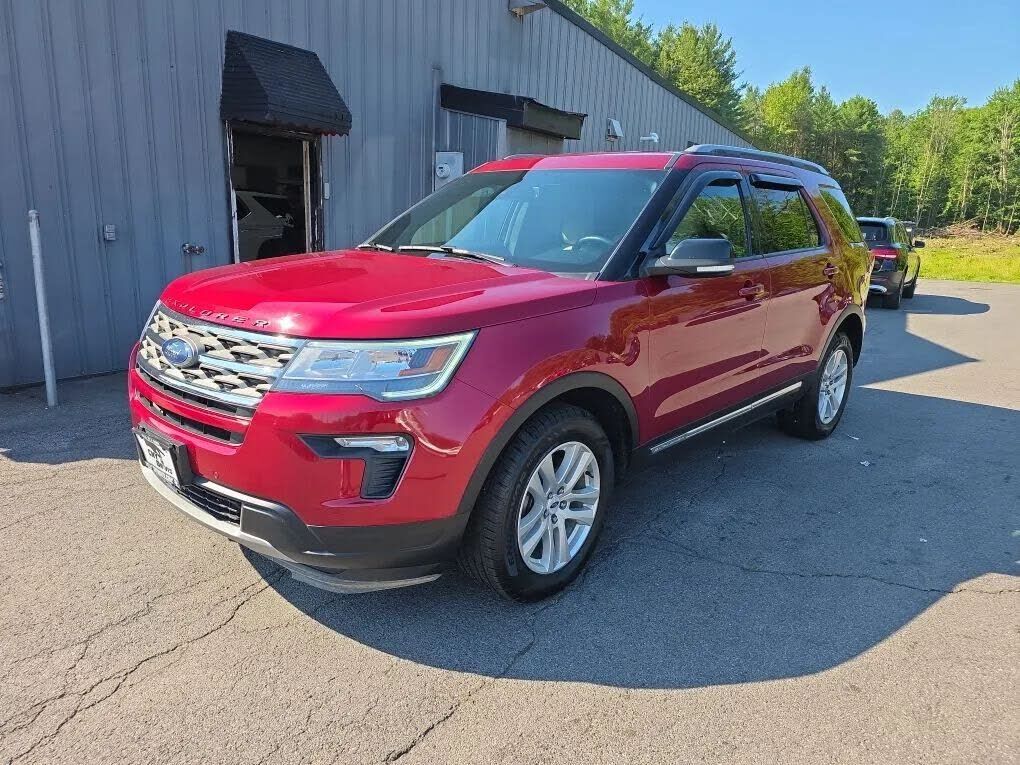 2018 FORD Explorer