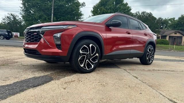 2024 CHEVROLET Trax