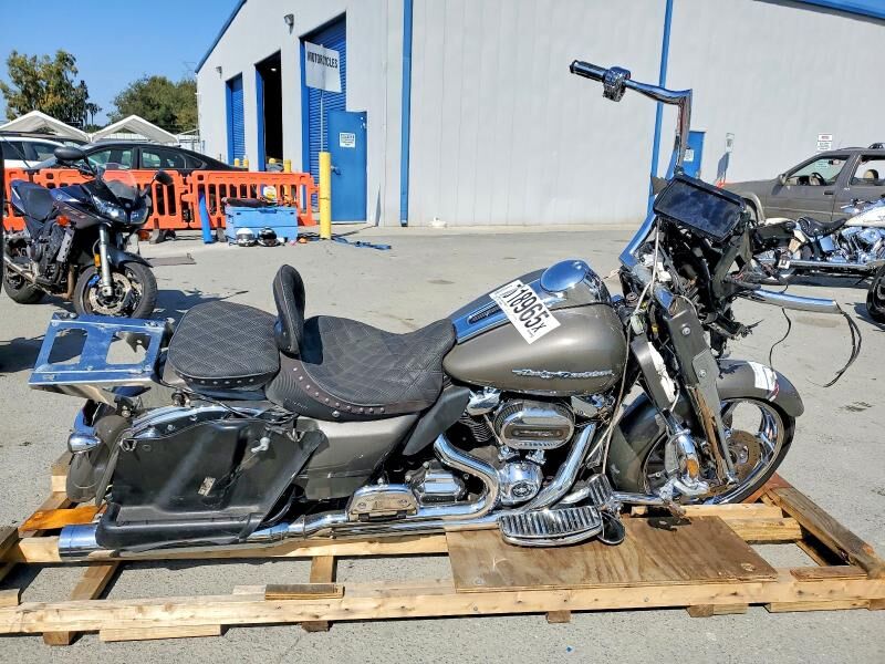 2019 HARLEY DAVIDSON FLTRX / Road Glide
