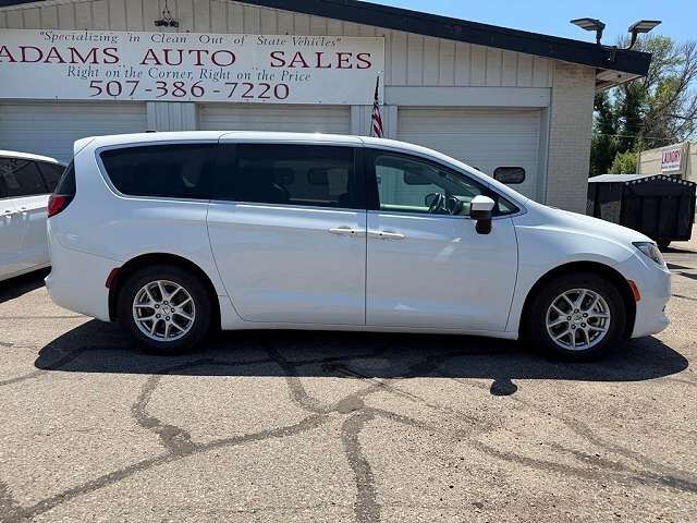 2023 CHRYSLER Voyager