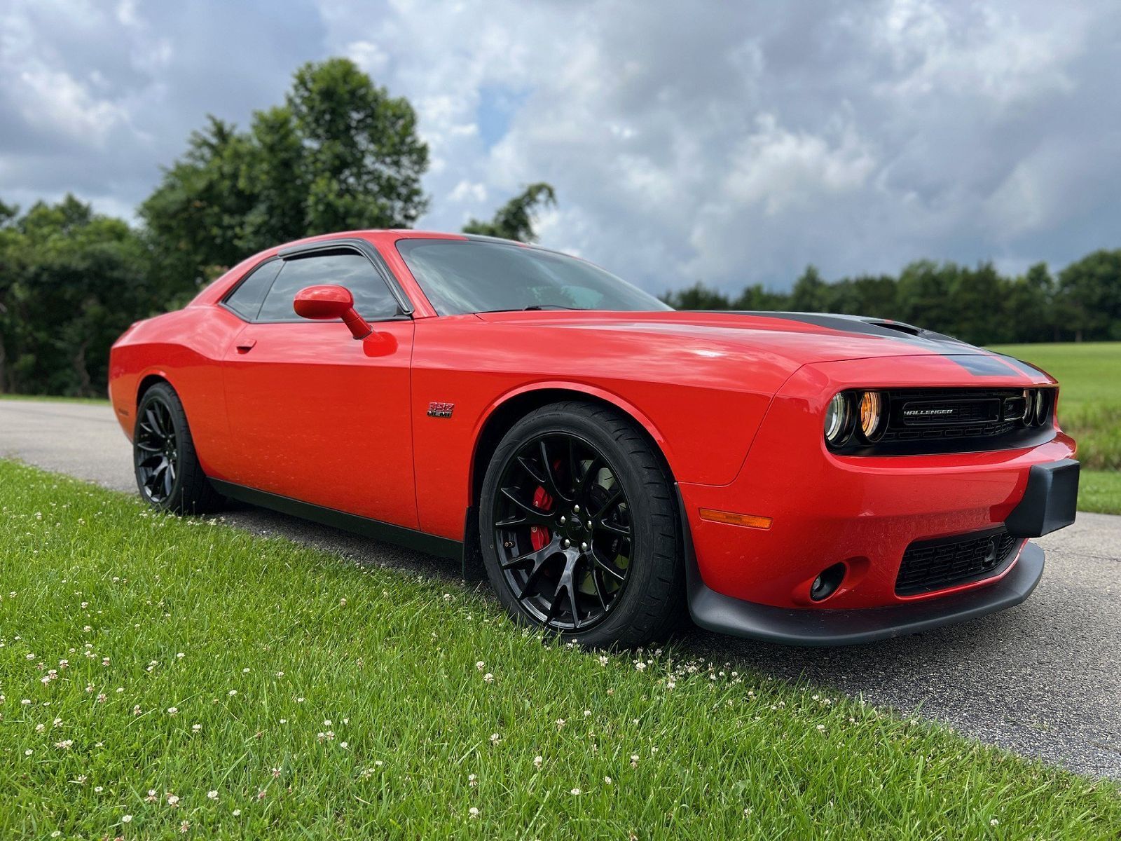 2016 DODGE Challenger