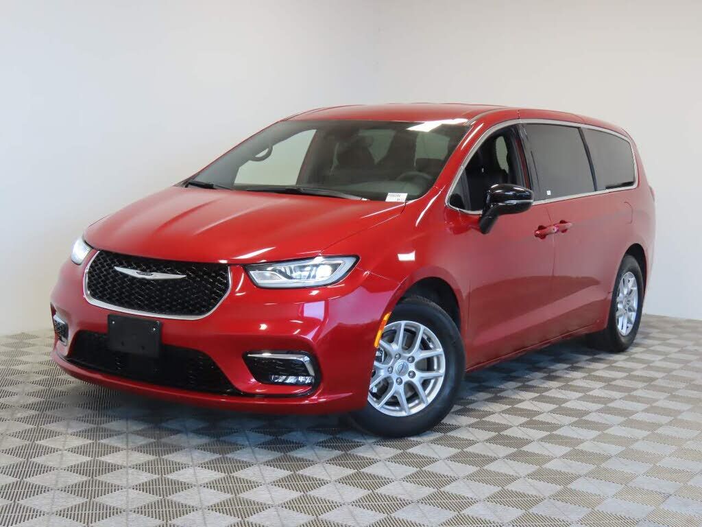 2025 CHRYSLER Pacifica