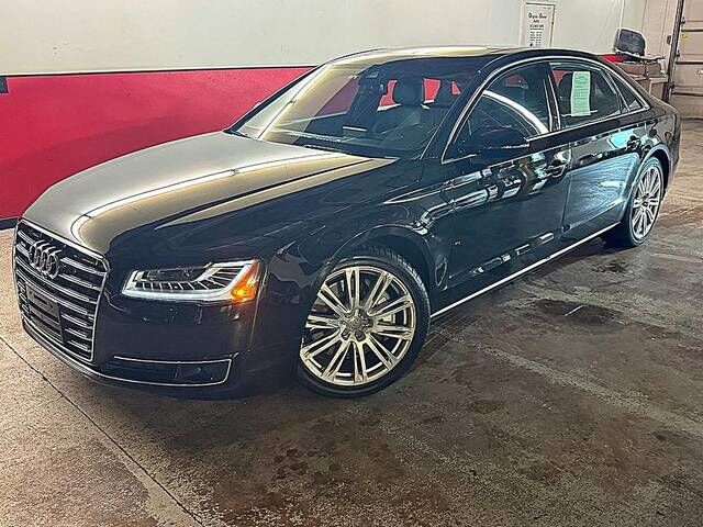 2016 AUDI A8