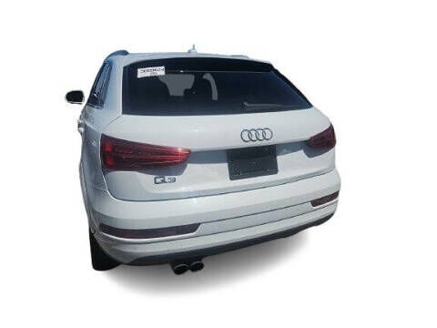 2017 AUDI Q3