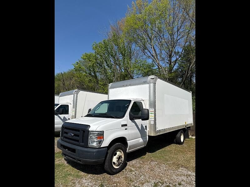 2019 FORD E-350