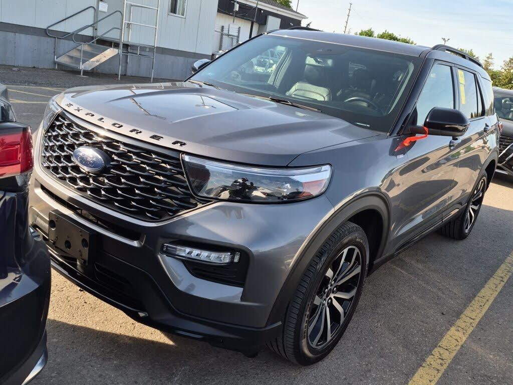 2022 FORD Explorer