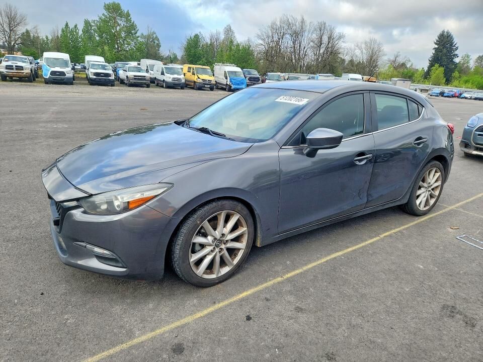 2017 MAZDA Mazda3