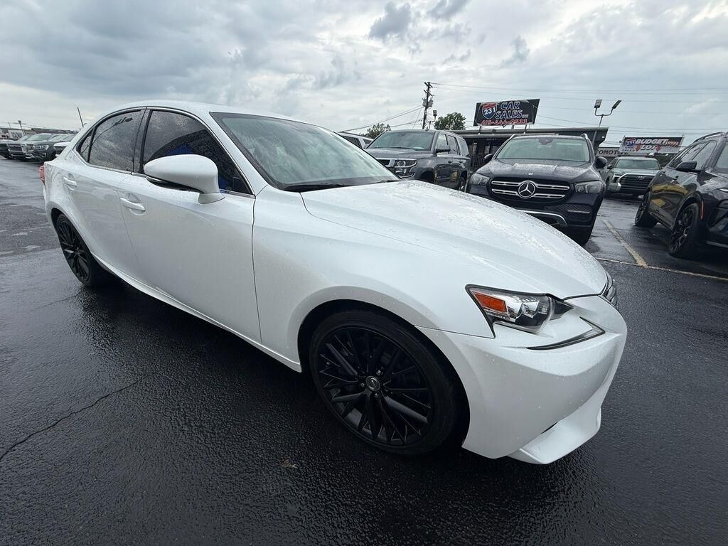2016 LEXUS IS