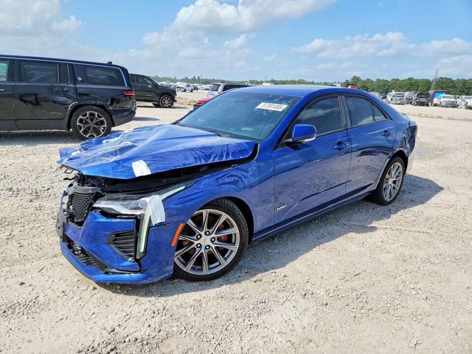 2022 CADILLAC CT4