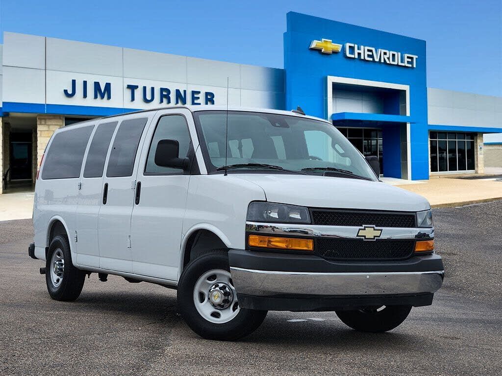 2025 CHEVROLET Express