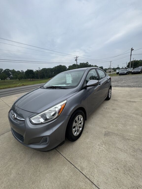2017 HYUNDAI Accent