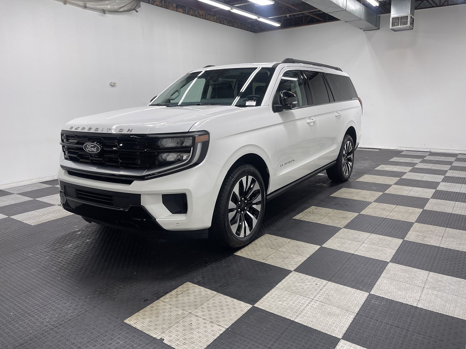 2027 FORD Expedition