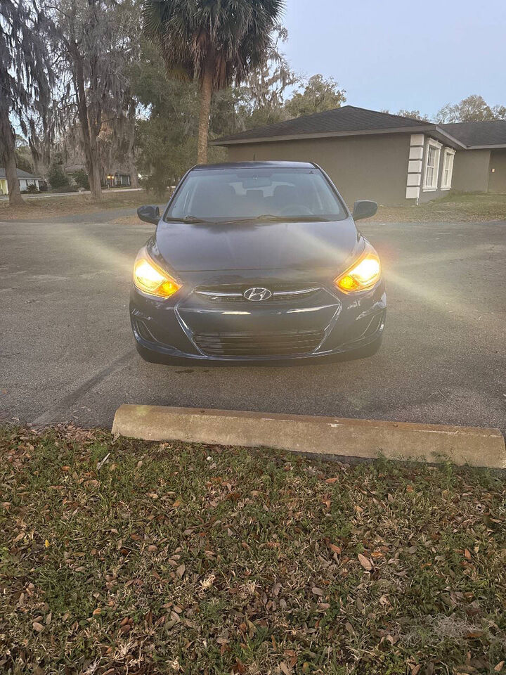 2015 HYUNDAI Accent