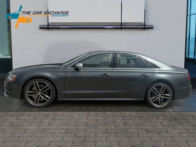 2013 Audi S8