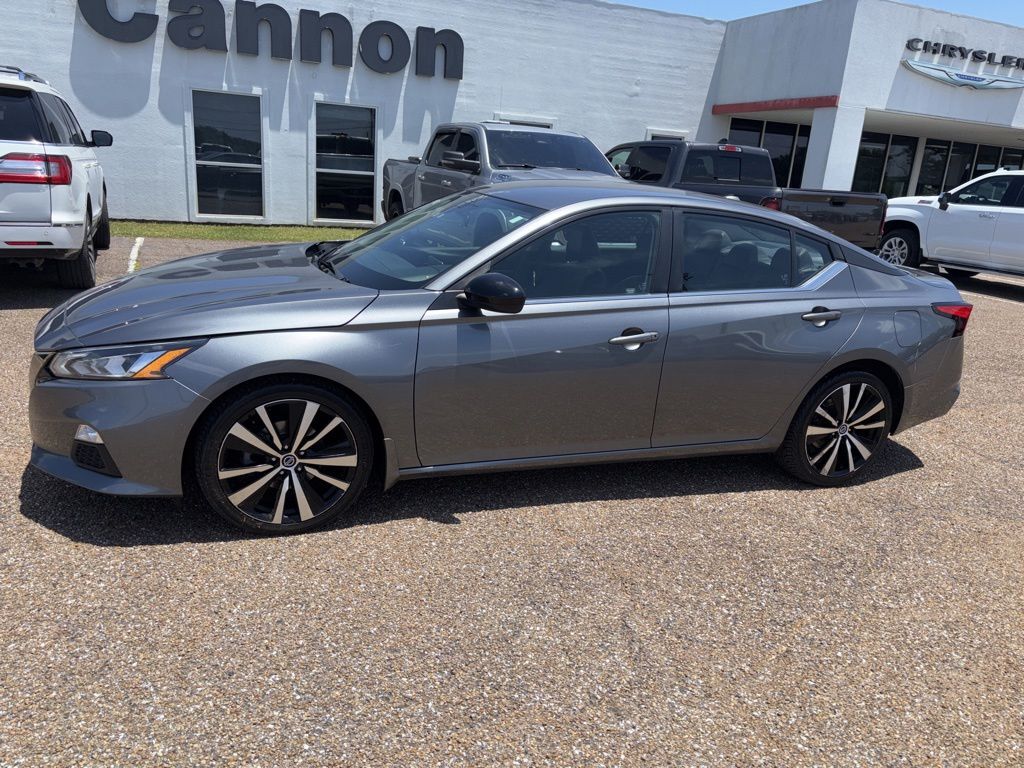 2022 NISSAN Altima