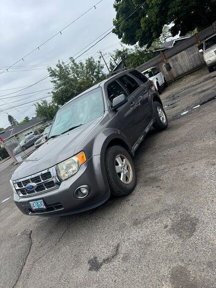 2011 FORD Escape