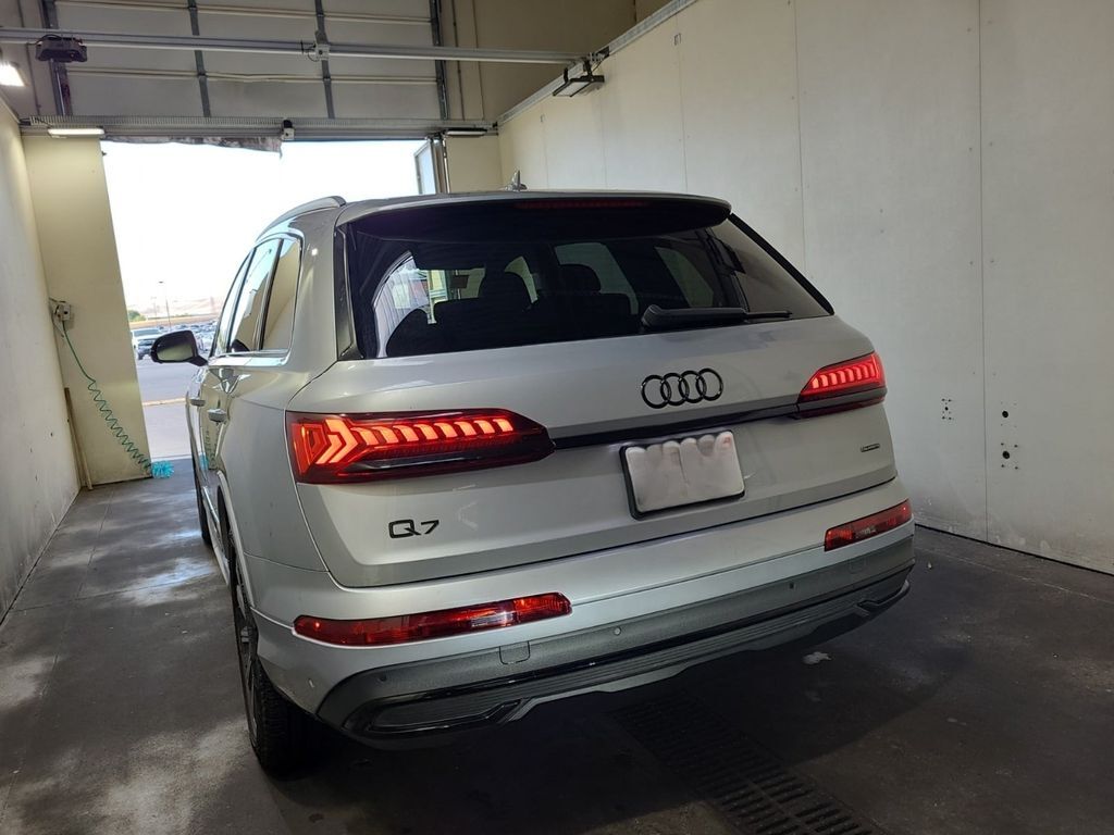 2022 Audi Q7