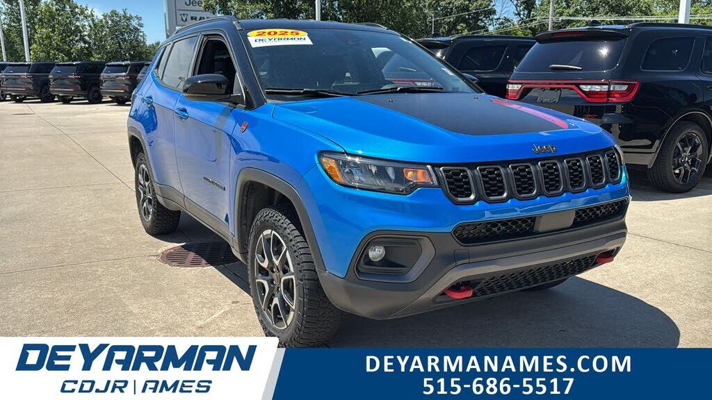 2025 JEEP Compass