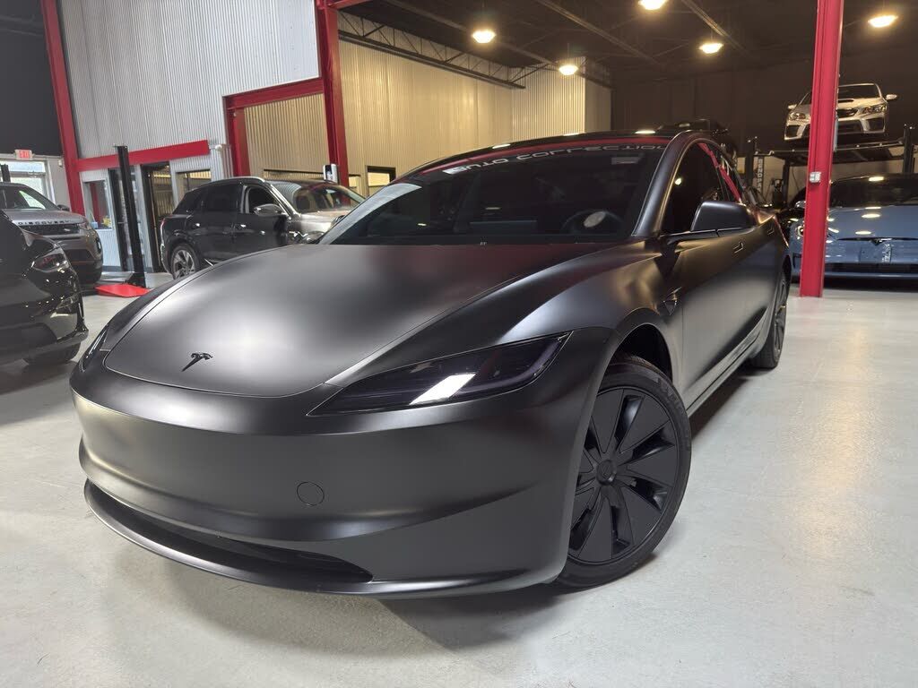 2025 TESLA Model 3