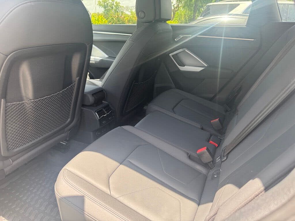 2021 Audi Q3
