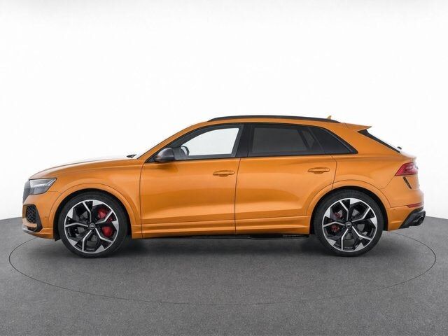 2023 Audi RS Q8