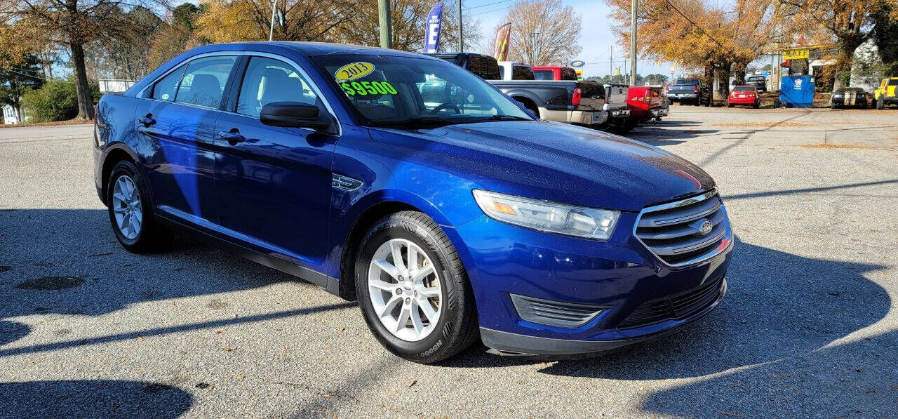 2013 FORD Taurus