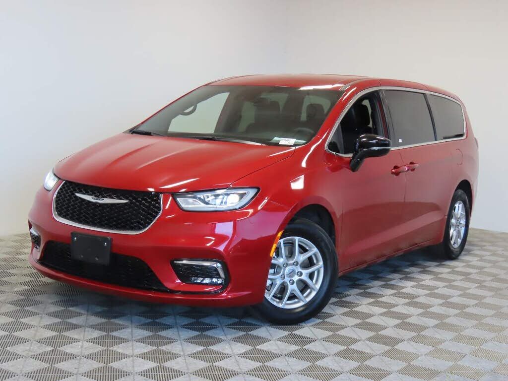 2025 CHRYSLER Pacifica