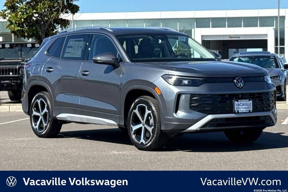 2026 VOLKSWAGEN Tiguan