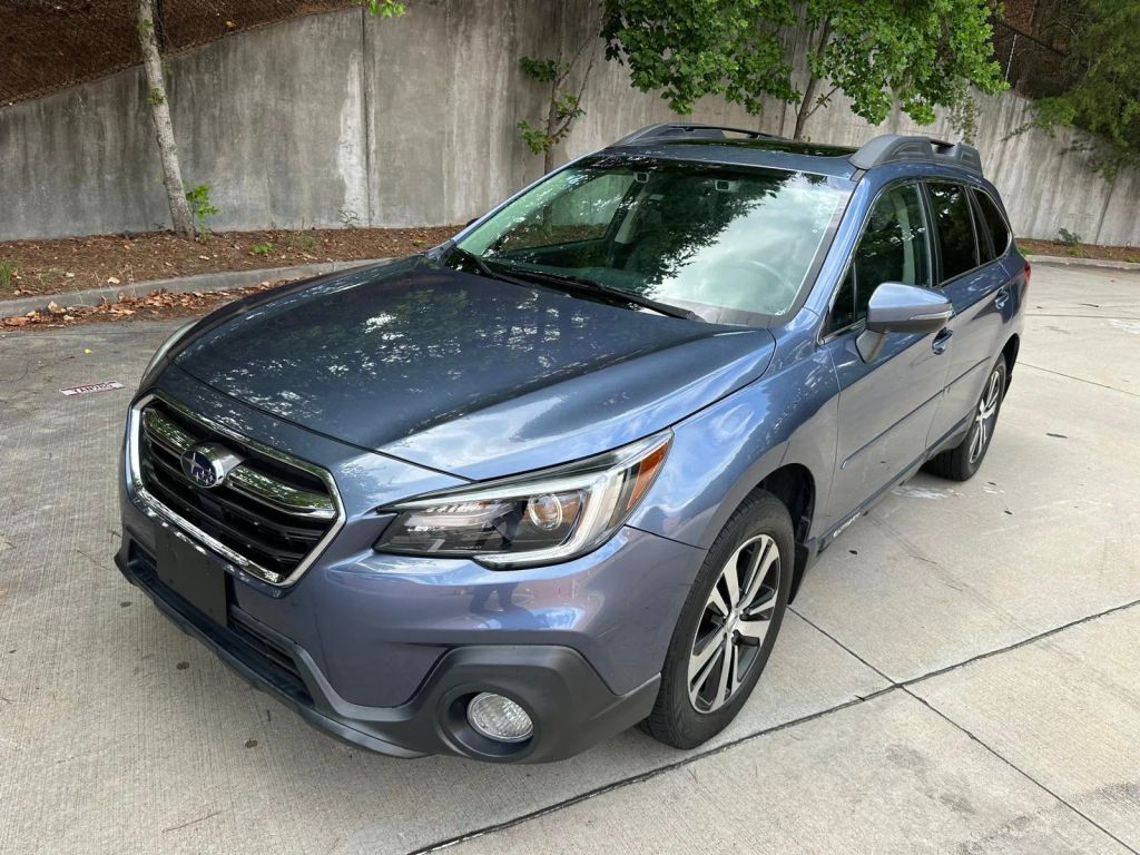 2018 SUBARU Outback