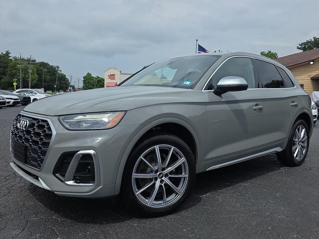 2022 AUDI SQ5