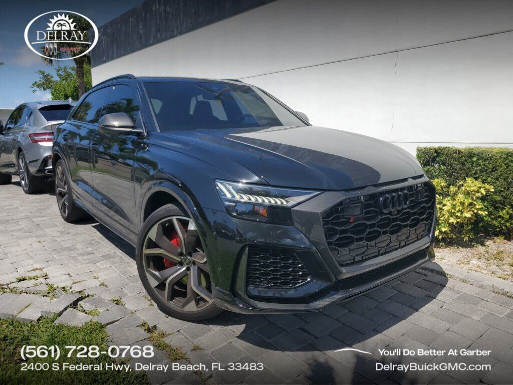 2023 AUDI RS Q8